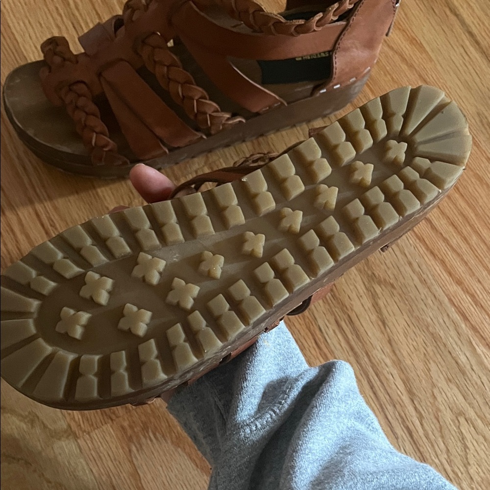 Swedish Hasbeens Tan Braided Wedges - Picture 3 of 3